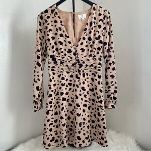 Socialite cheetah Print Long Sleeve Dress